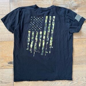 Black Camouflage Flag shield republic T-Shirt